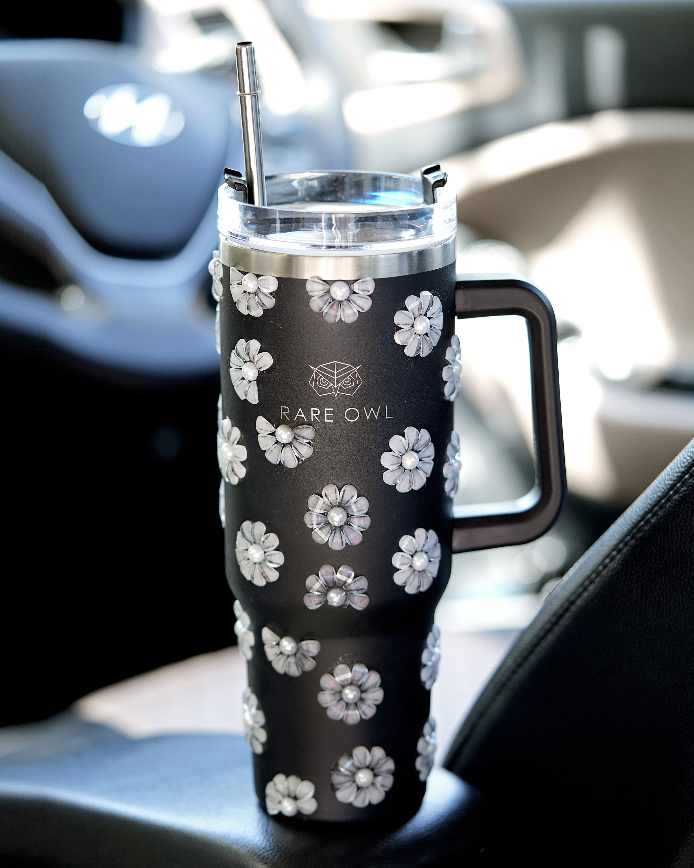 Victorian Bloom Handmade Rhinestone Customized Name Tumbler
